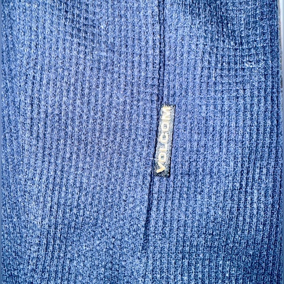 Volcom Thermal Waffle Henley Long Sleeve Tee Blue/Red Men’s Size L - Picture 9 of 11